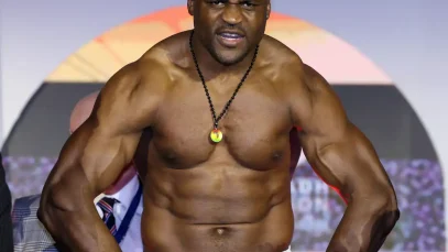 francis-ngannou-poses-photo-weighs-897694239
